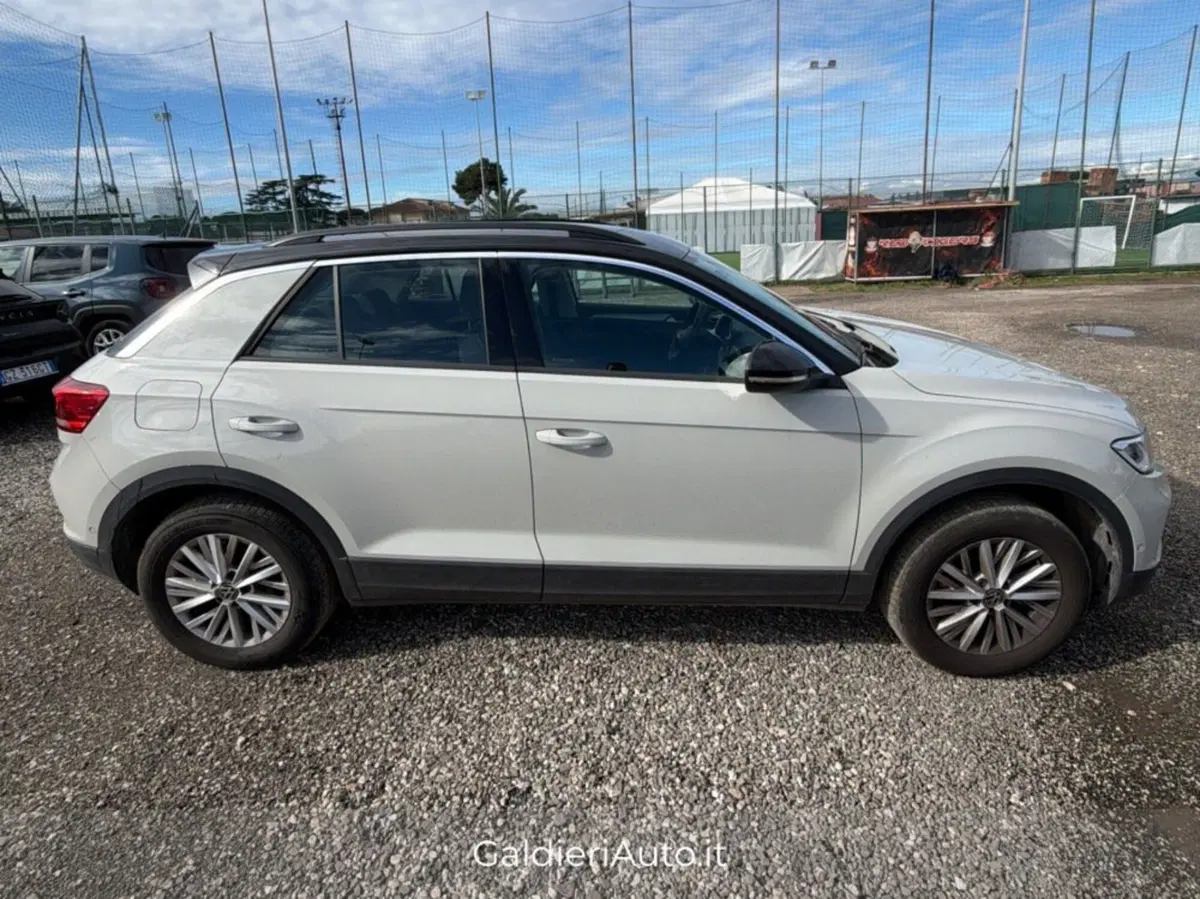 Volkswagen T-Roc usata a Salerno (18)