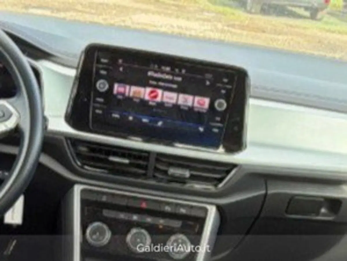 Volkswagen T-Roc usata a Salerno (20)