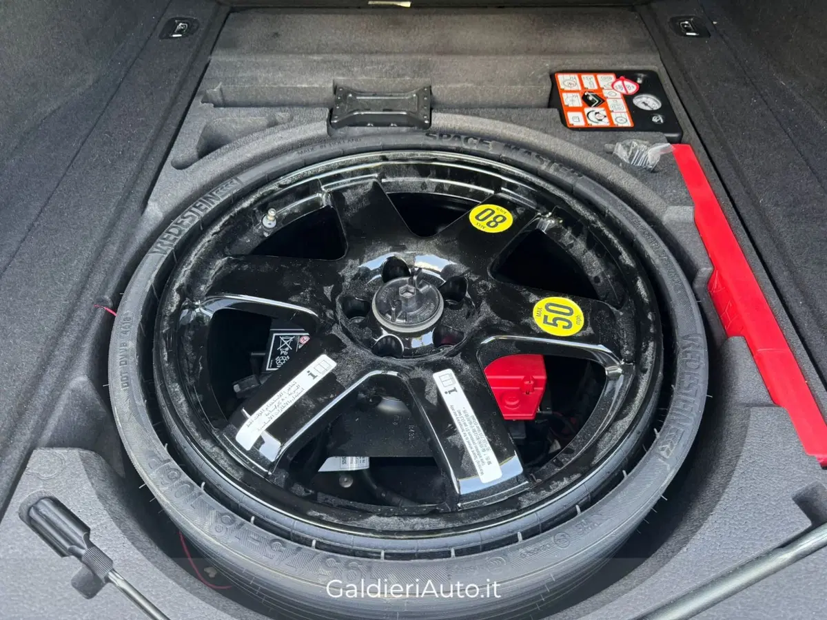 Alfa Romeo Stelvio usata a Salerno (8)