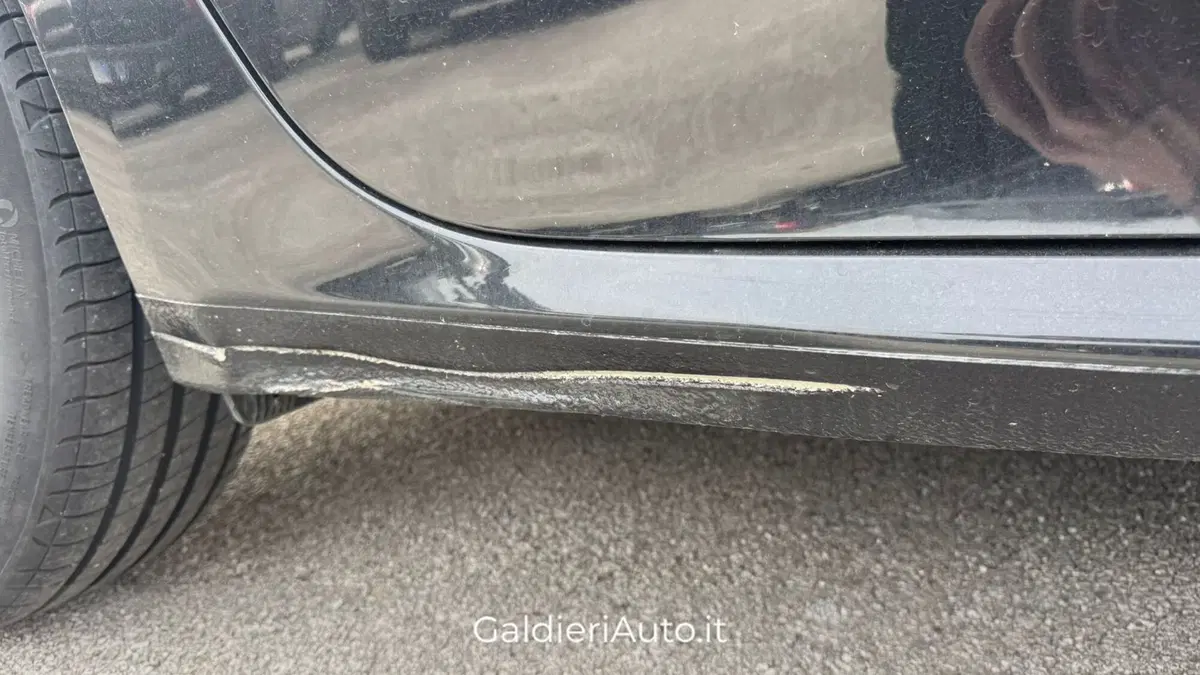 Peugeot 208 usata a Salerno (10)