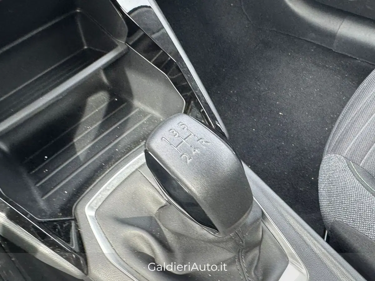 Peugeot 208 usata a Salerno (16)