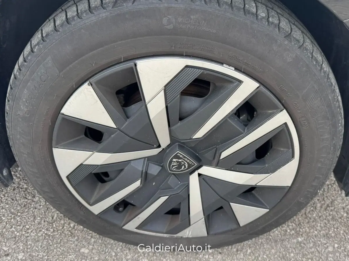 Peugeot 208 usata a Salerno (6)