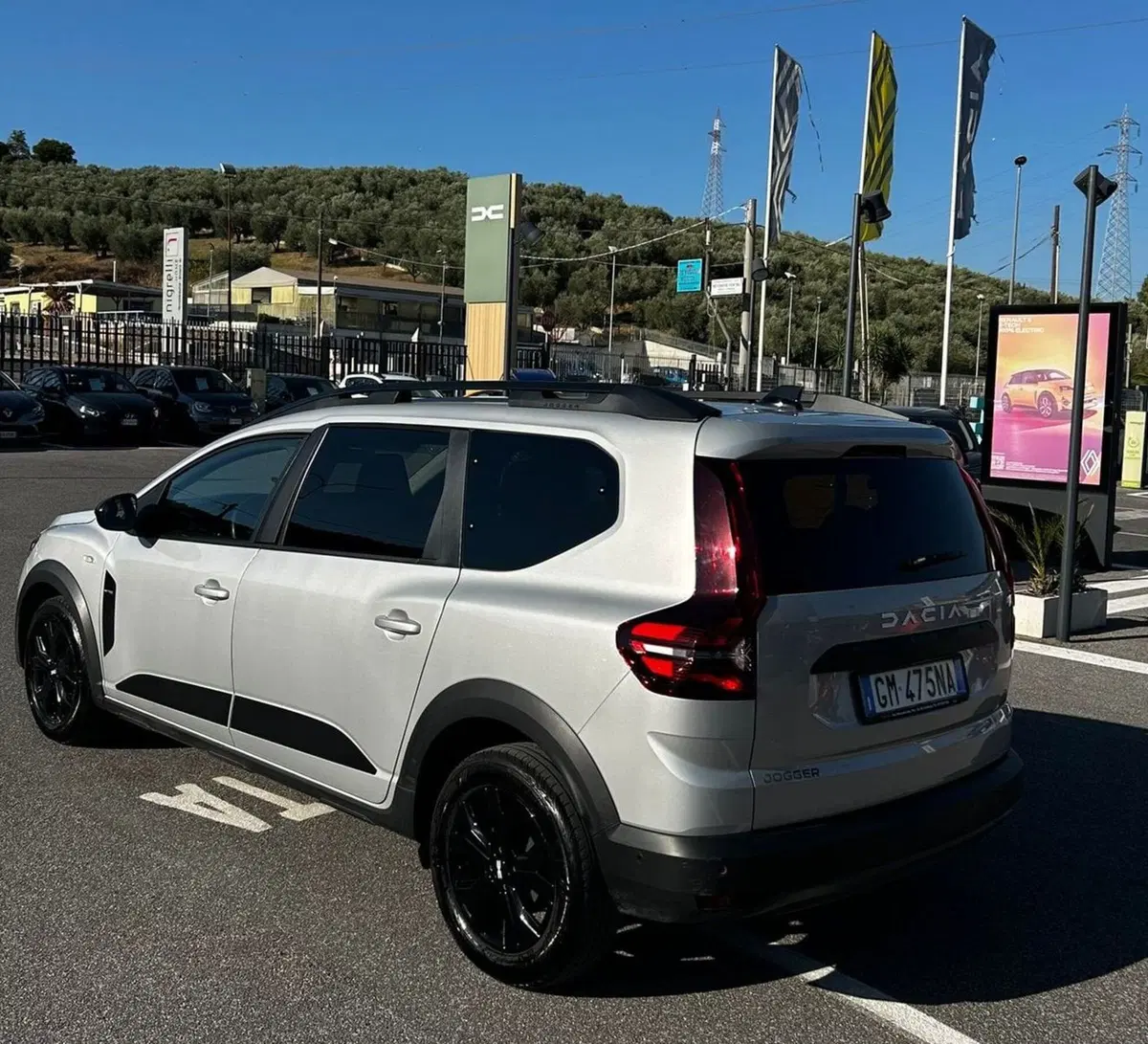 Dacia Jogger usata a Roma (2)