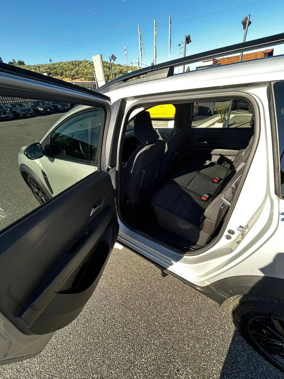 Dacia Jogger usata a Roma (5)