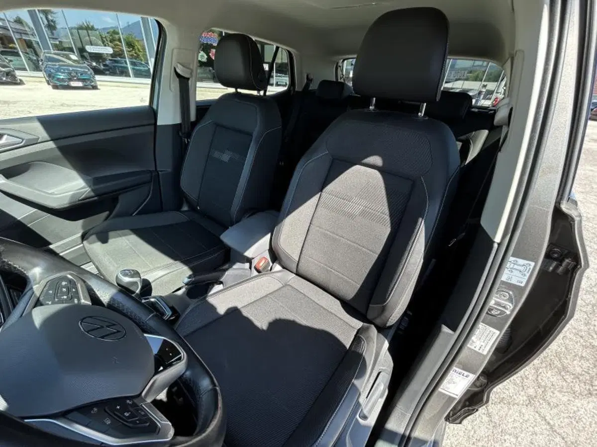 Volkswagen T-Cross usata a Cuneo (7)