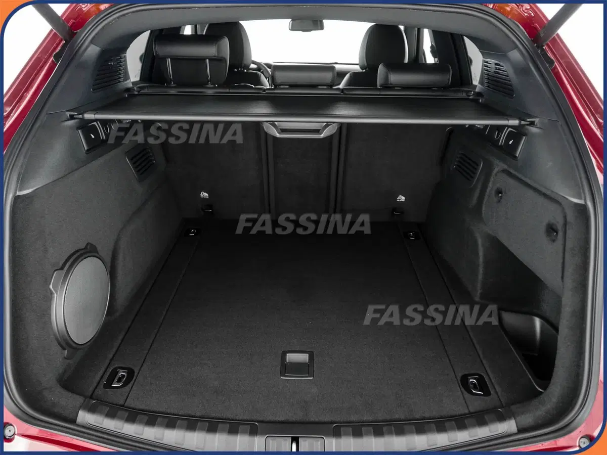 Alfa Romeo Stelvio nuova a Milano (10)