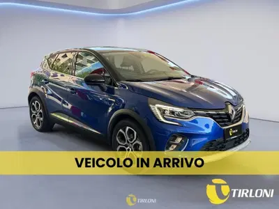 Renault Captur Full Hybrid E-Tech 145 CV Techno del 2022 usata a Milano