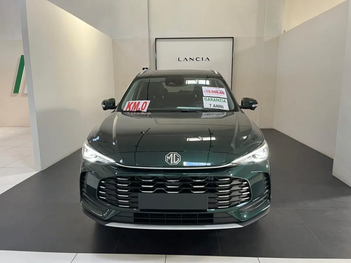 Mg ZS nuova a Lucca (2)