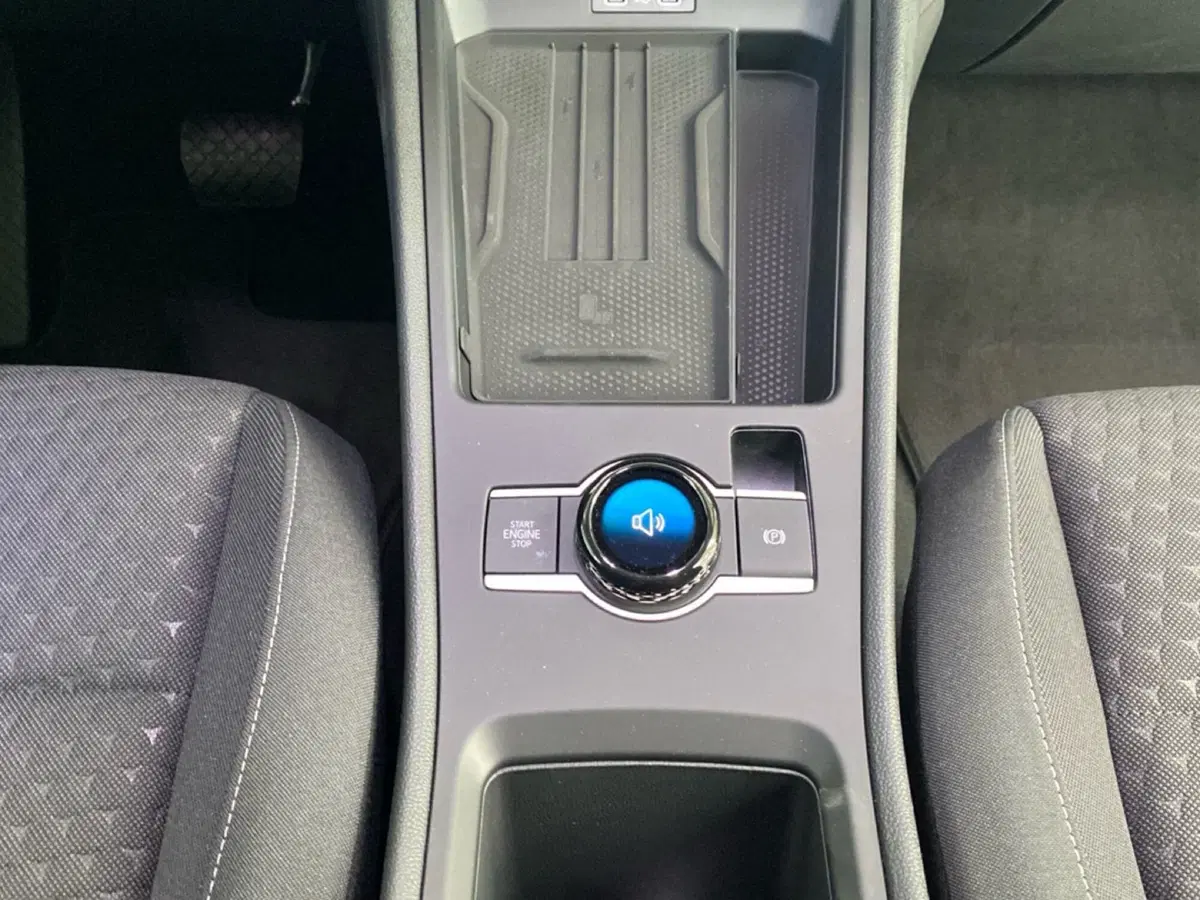 Volkswagen T-Roc nuova a Lodi (11)