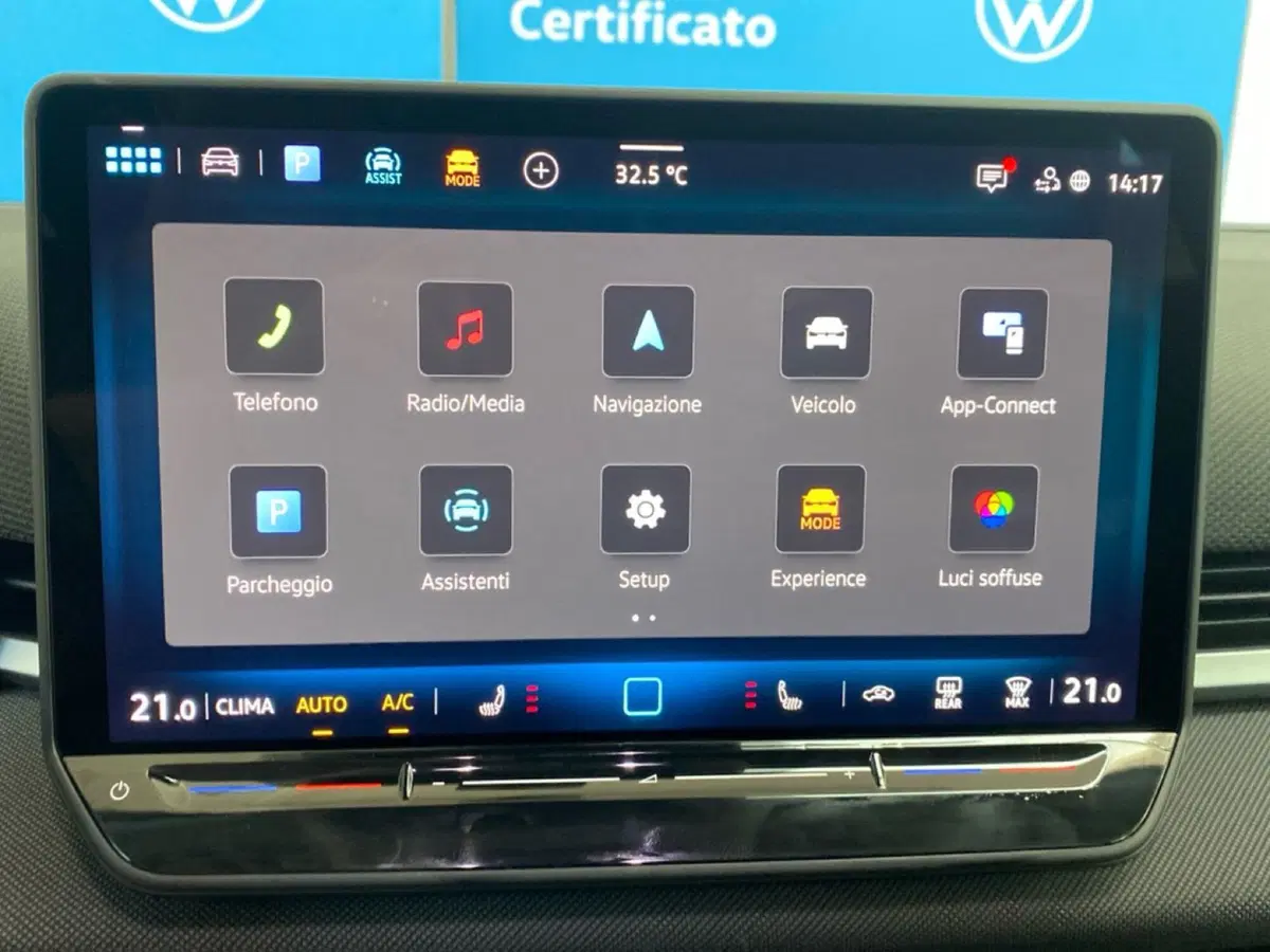 Volkswagen T-Roc nuova a Lodi (12)