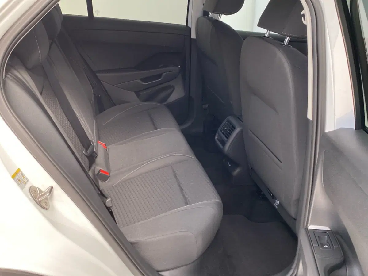 Volkswagen T-Roc nuova a Lodi (7)