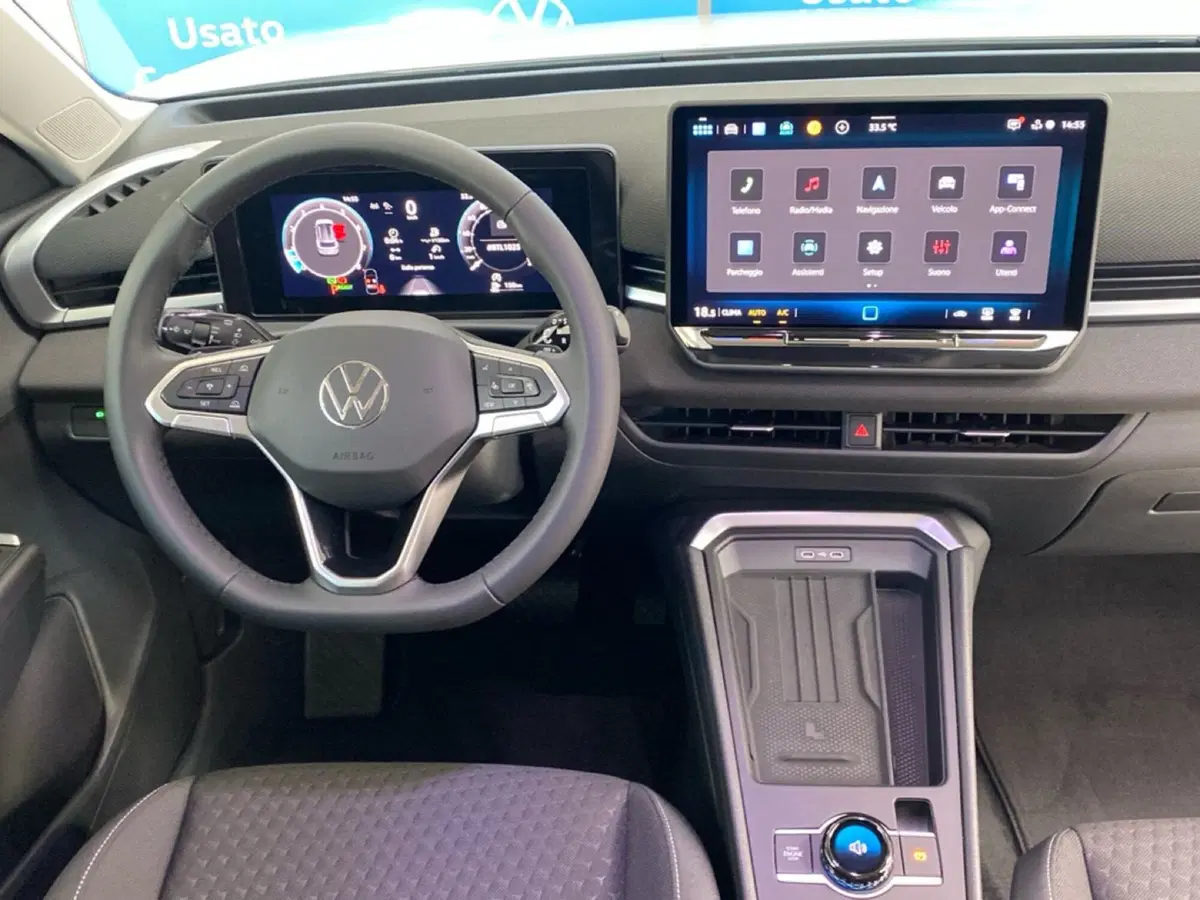 Volkswagen T-Roc nuova a Lodi (8)