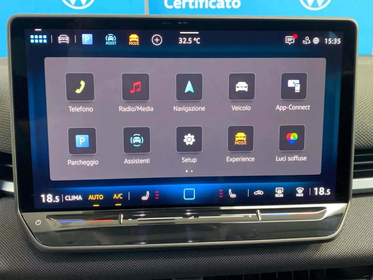 Volkswagen T-Roc nuova a Lodi (12)