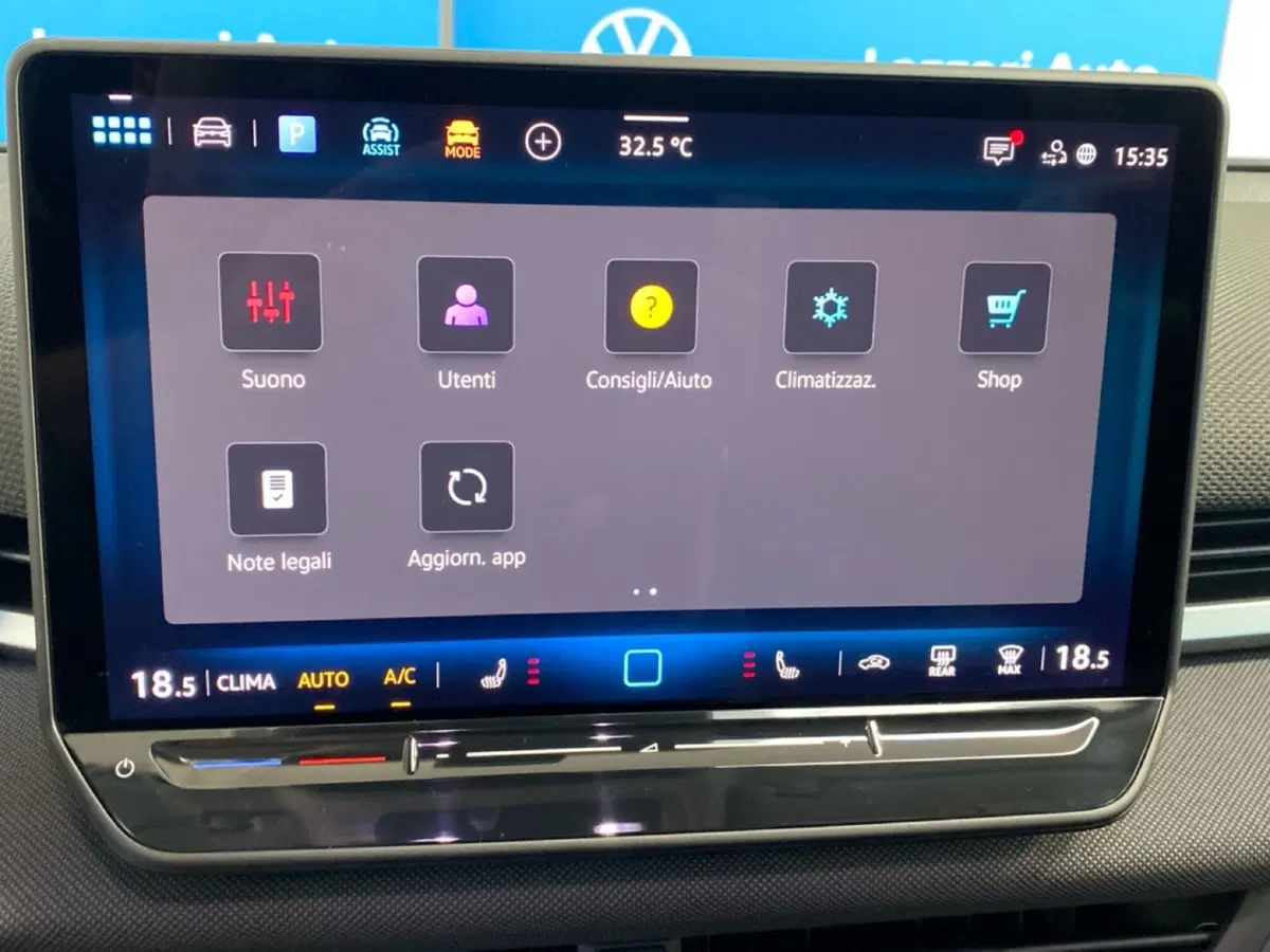 Volkswagen T-Roc nuova a Lodi (13)