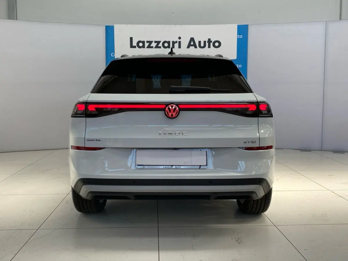 Volkswagen T-Roc nuova a Lodi (5)