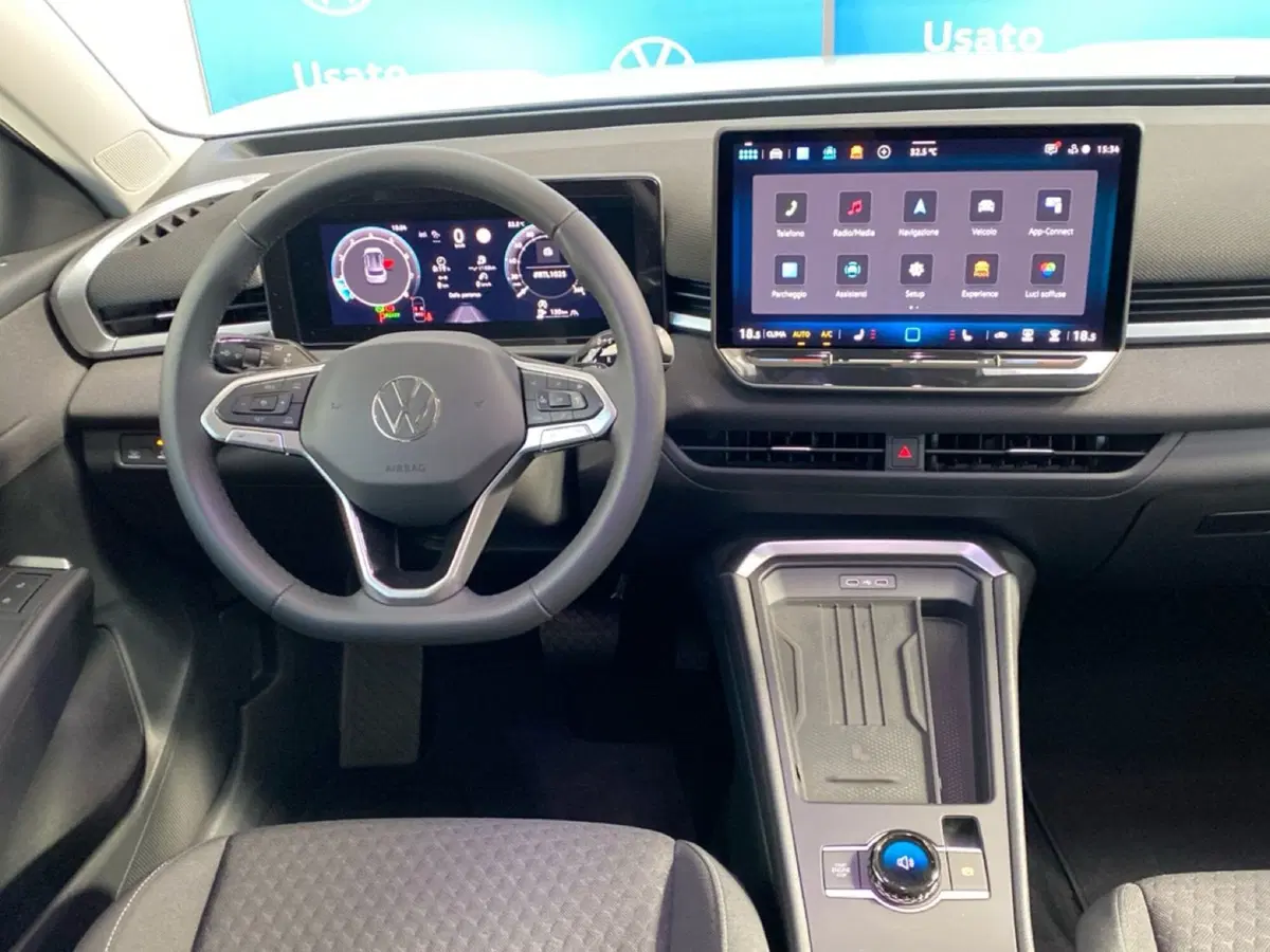 Volkswagen T-Roc nuova a Lodi (8)