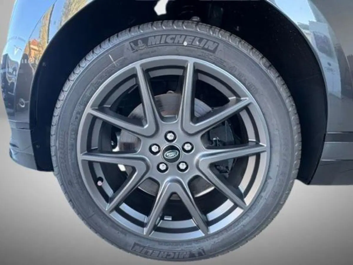 Land Rover Range Rover Velar nuova a Monza e Brianza (9)