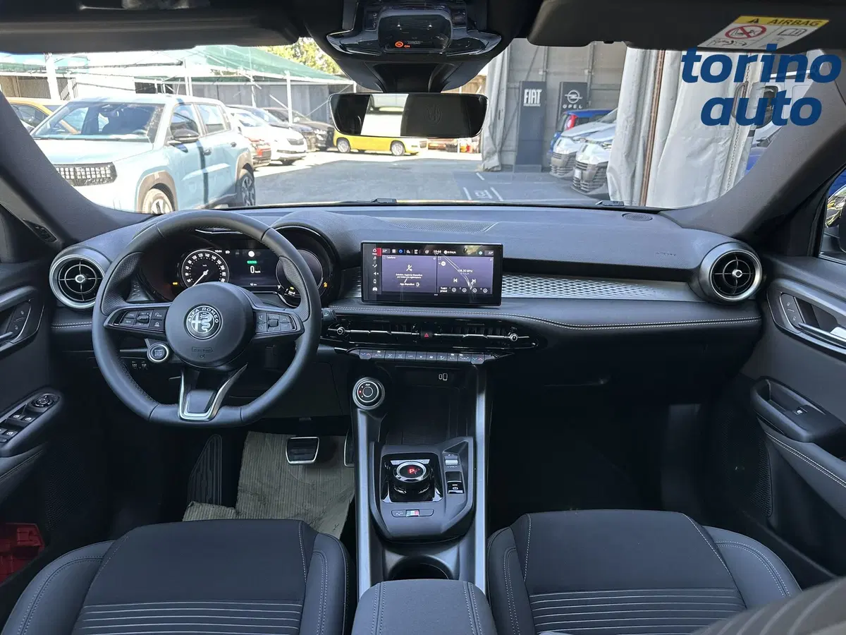 Alfa Romeo Tonale nuova a Torino (14)