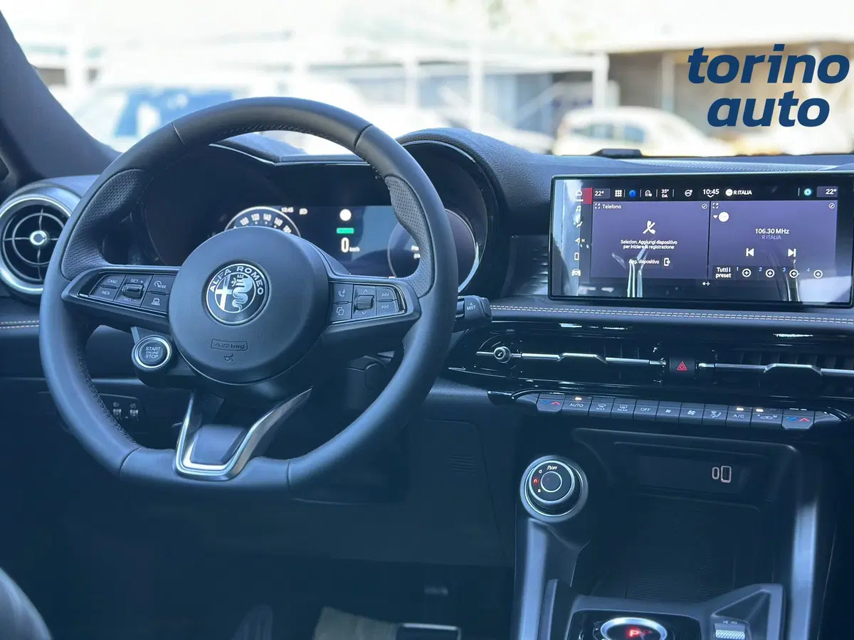 Alfa Romeo Tonale nuova a Torino (16)