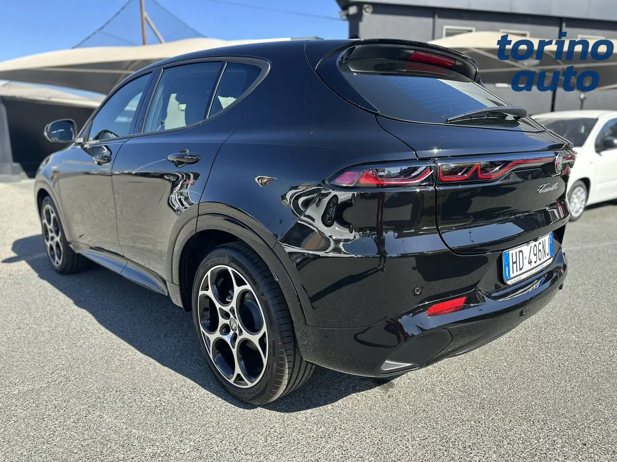 Alfa Romeo Tonale nuova a Torino (5)