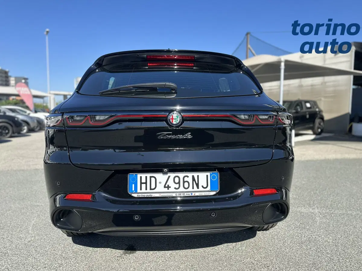 Alfa Romeo Tonale nuova a Torino (6)
