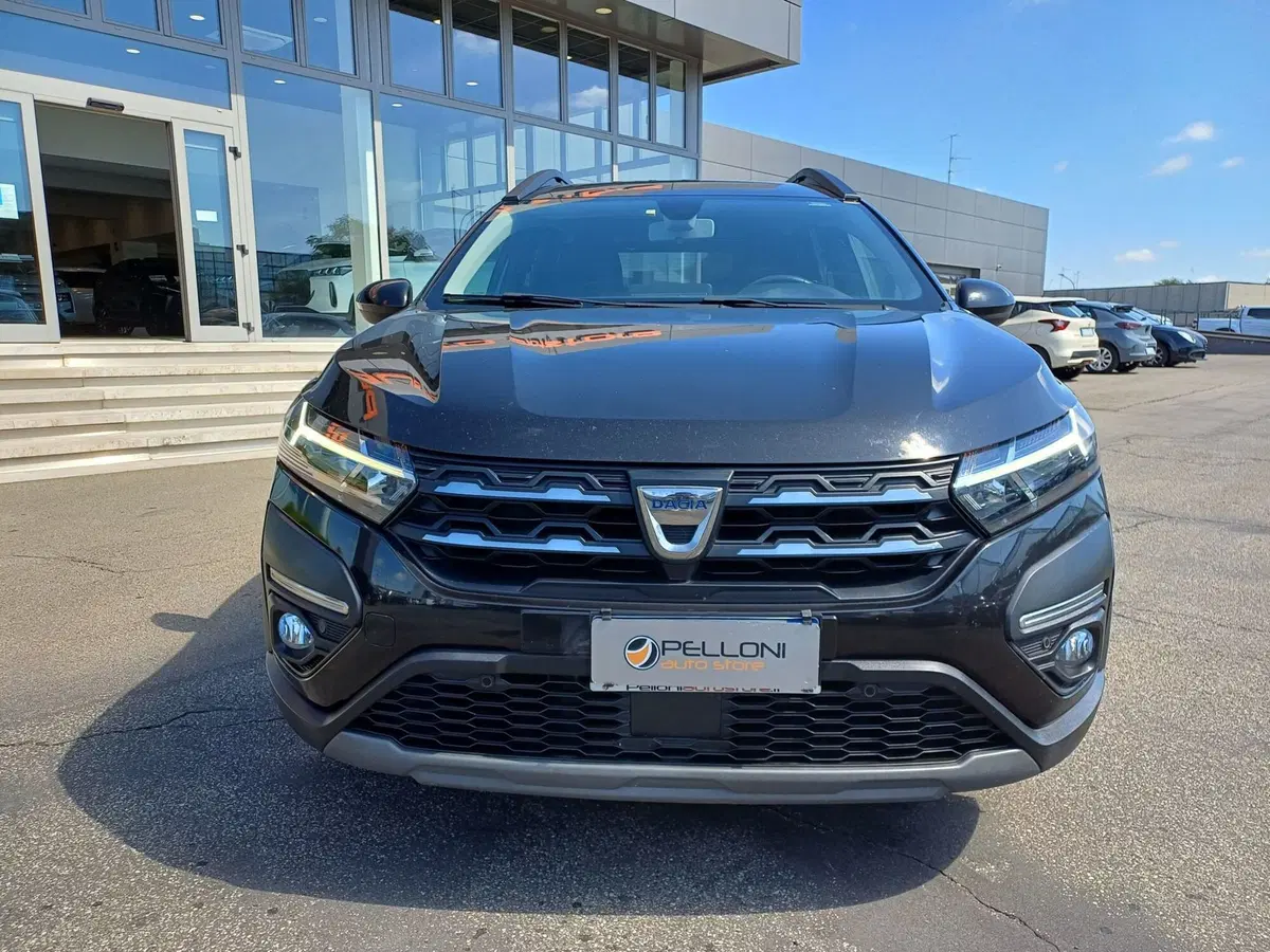 Dacia Jogger usata a Modena (4)