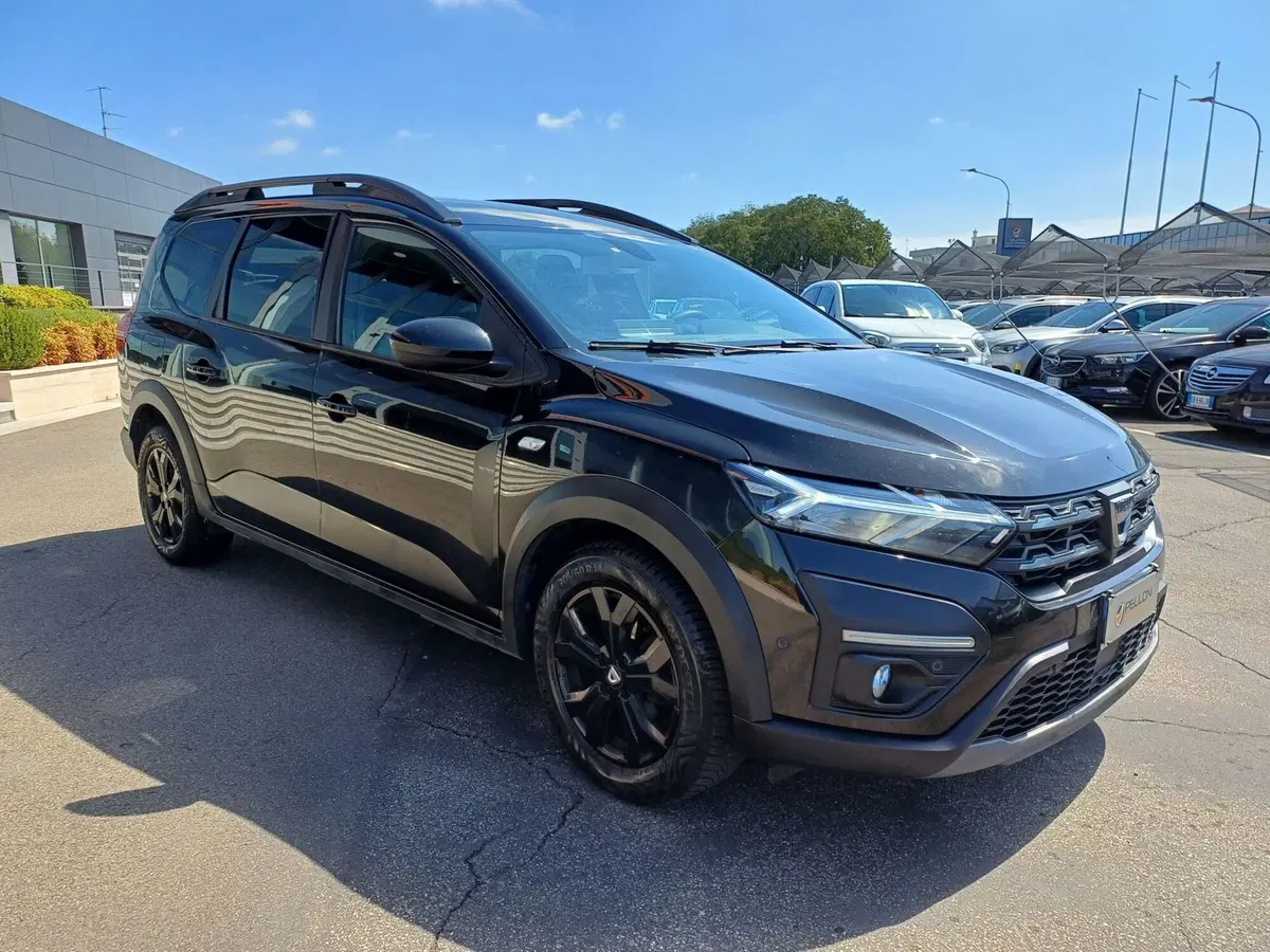 Dacia Jogger usata a Modena (5)