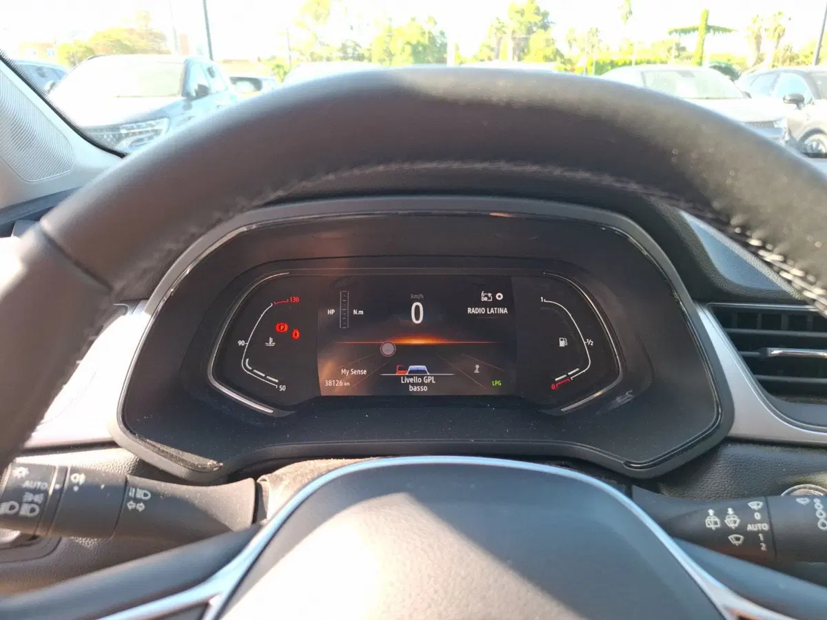 Renault Captur usata a Latina (14)