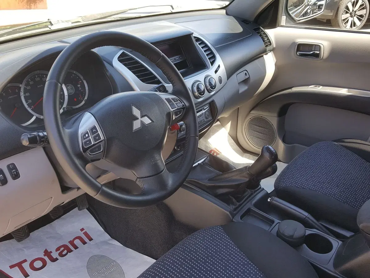 Mitsubishi L200 usata a L'Aquila (16)