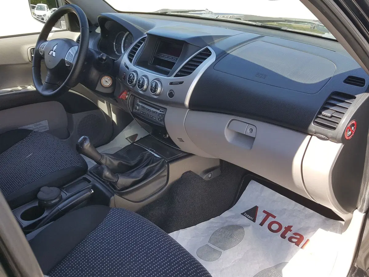 Mitsubishi L200 usata a L'Aquila (19)