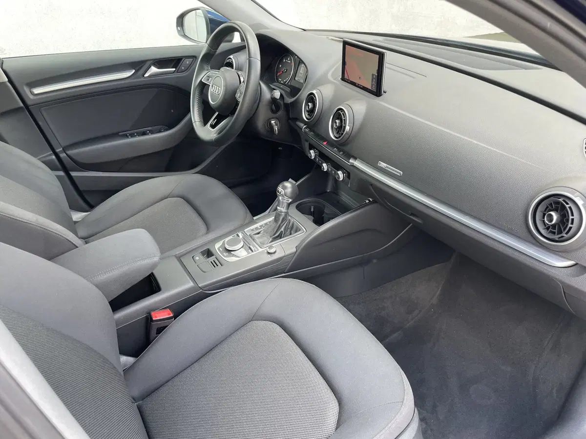 Audi A3 Sportback usata a Lecce (14)