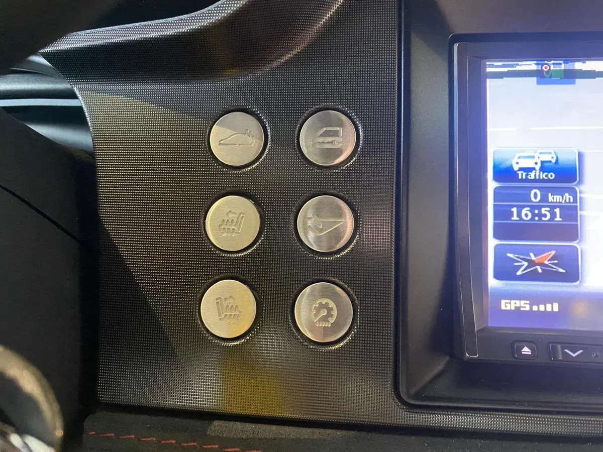 Lotus Evora usata a Firenze (14)