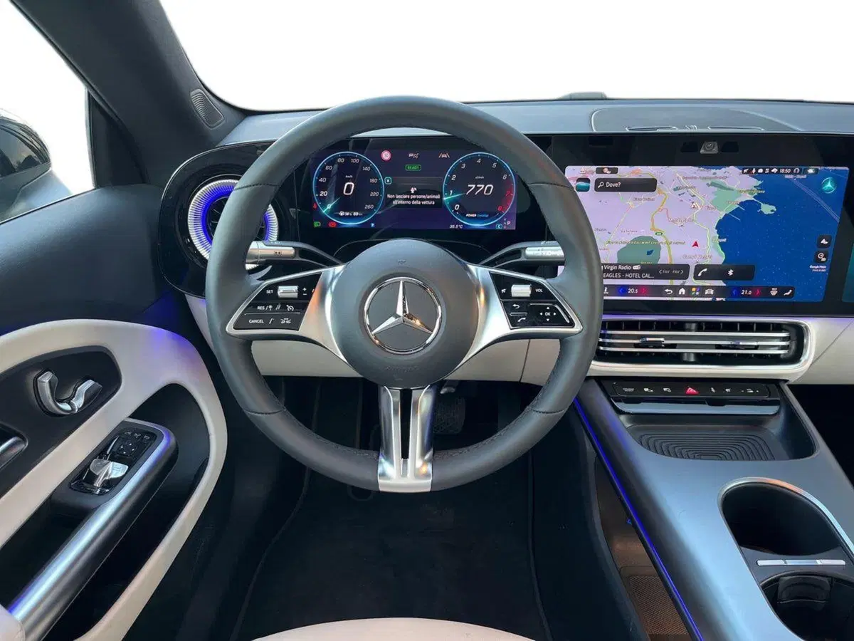 Mercedes-Benz CLA nuova a Napoli (12)