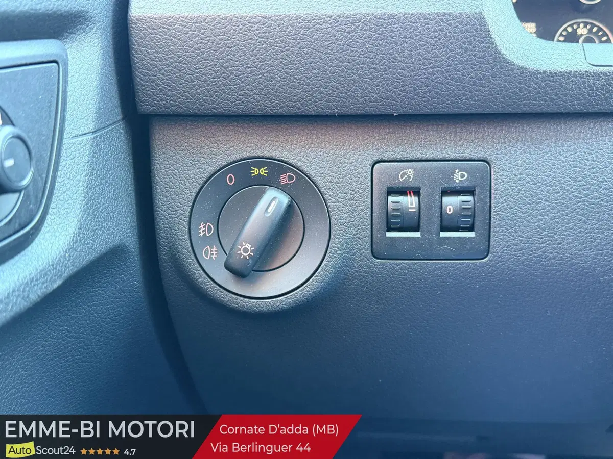 Volkswagen Caddy usata a Lecco (16)