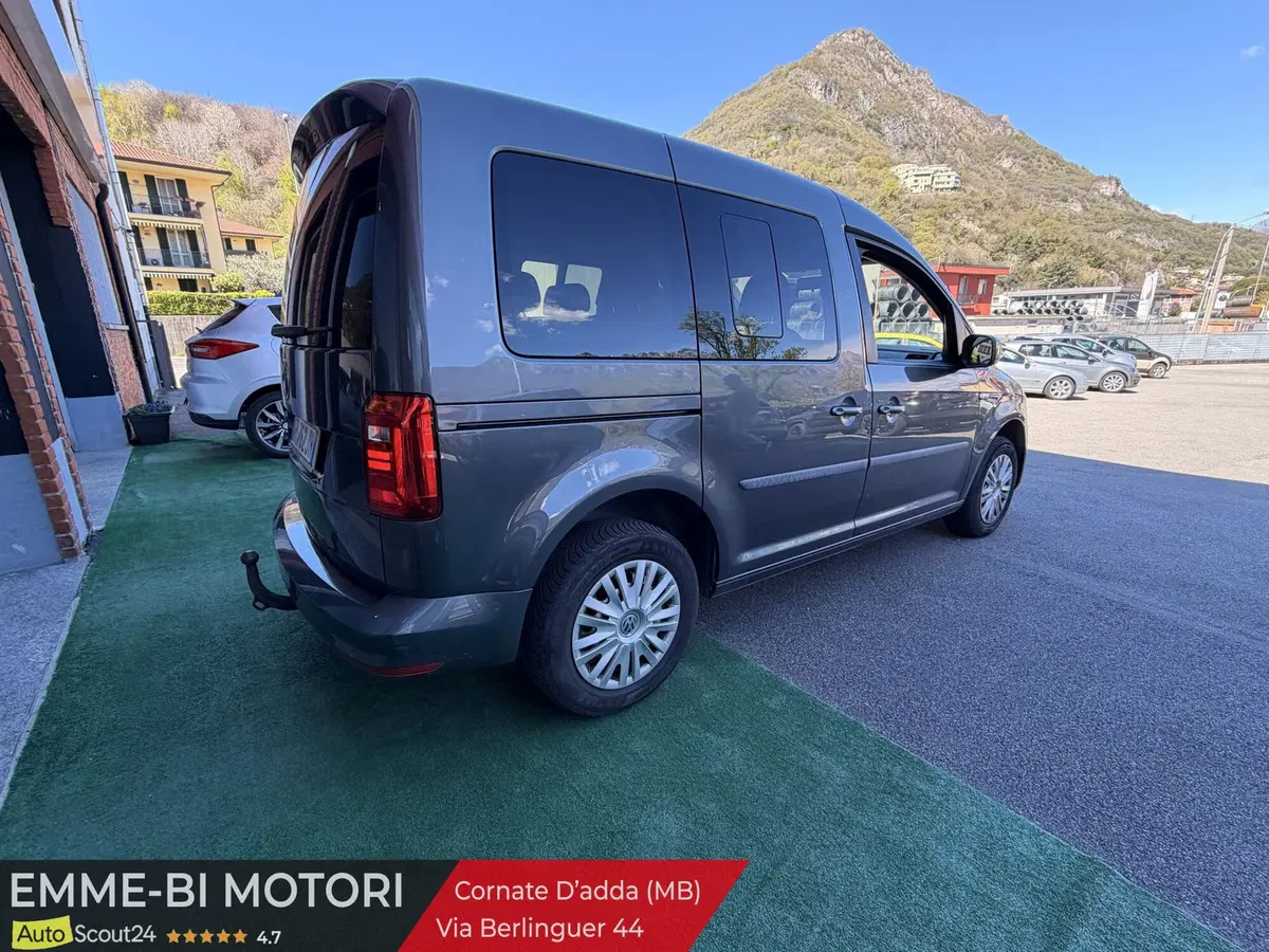 Volkswagen Caddy usata a Lecco (4)