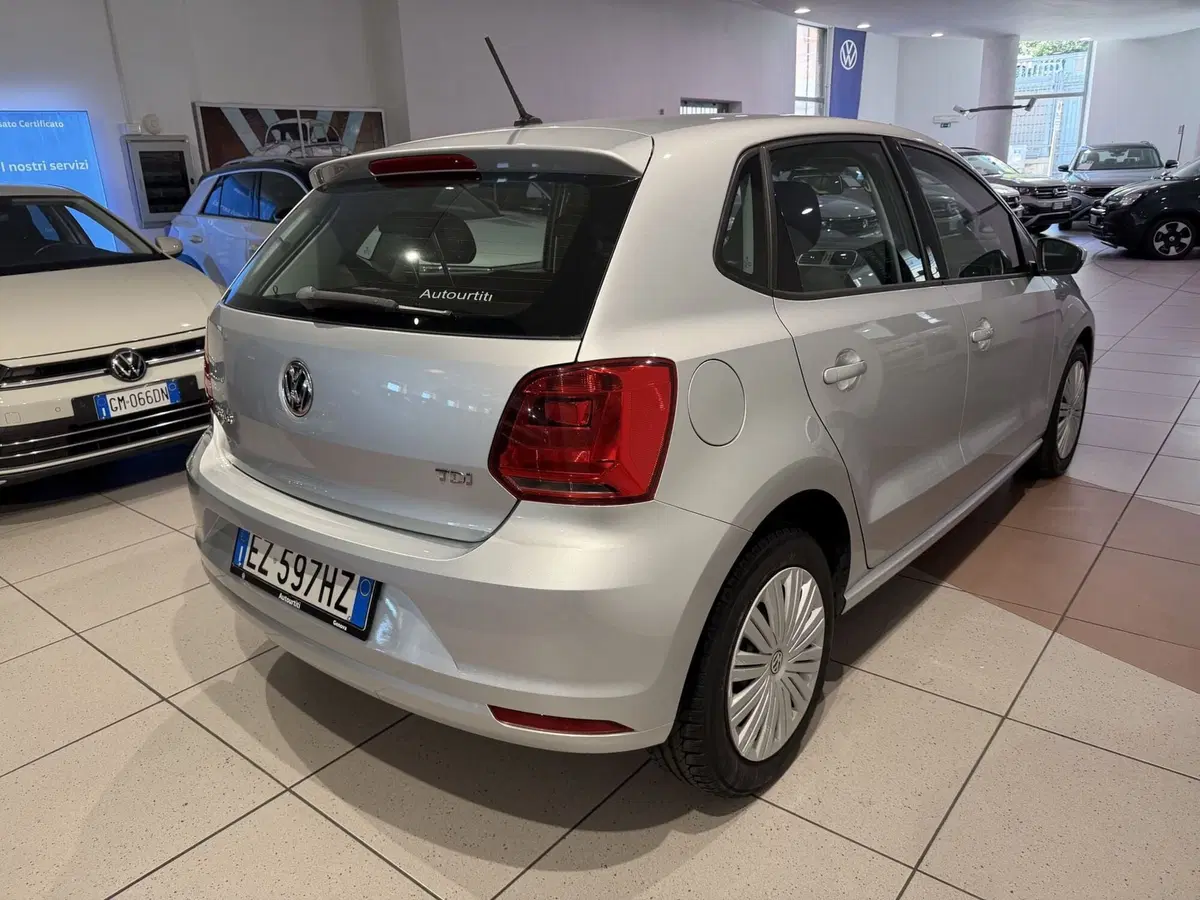 Volkswagen Polo usata a Genova (5)