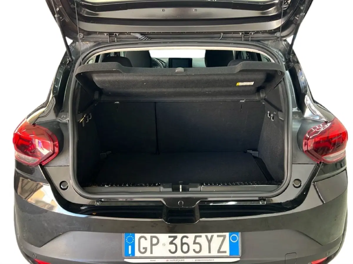 Dacia Sandero Stepway usata a Roma (10)