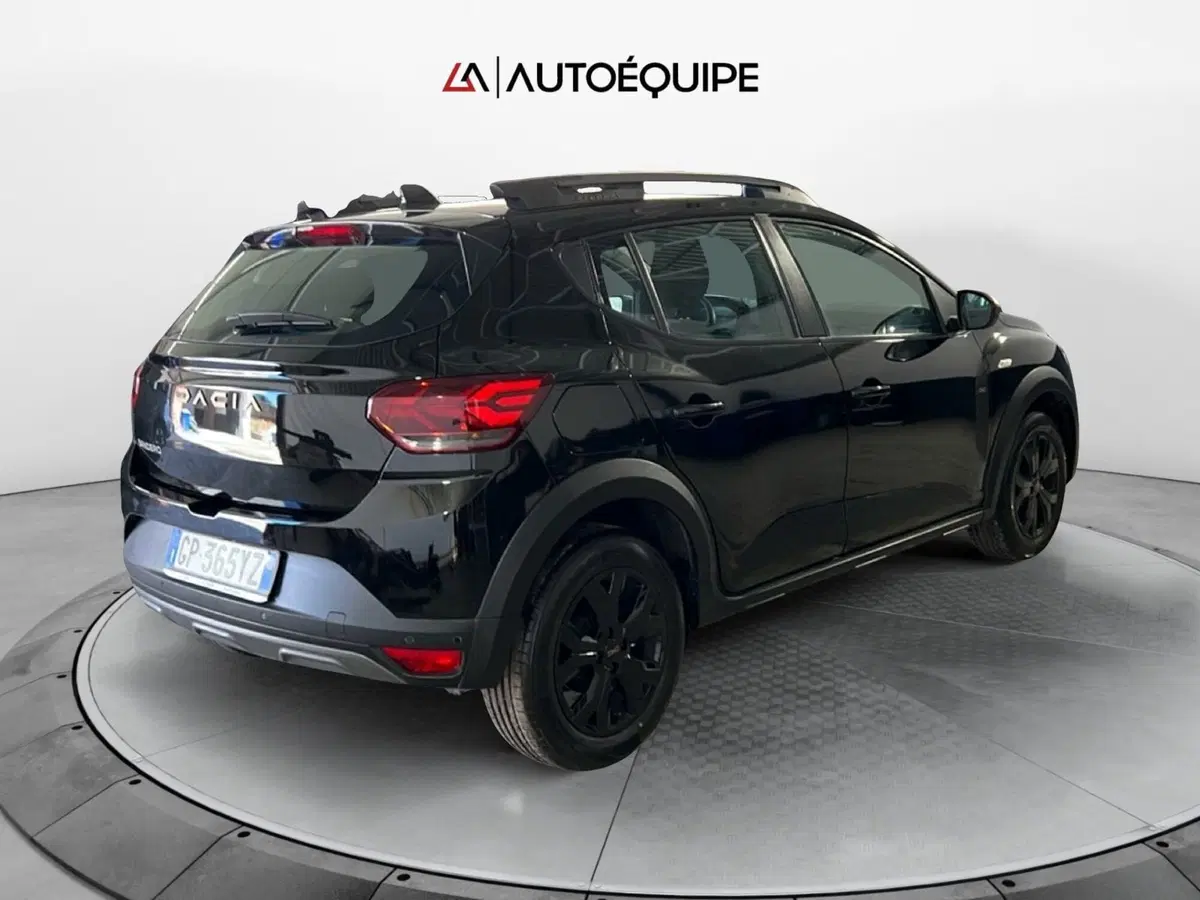 Dacia Sandero Stepway usata a Roma (5)