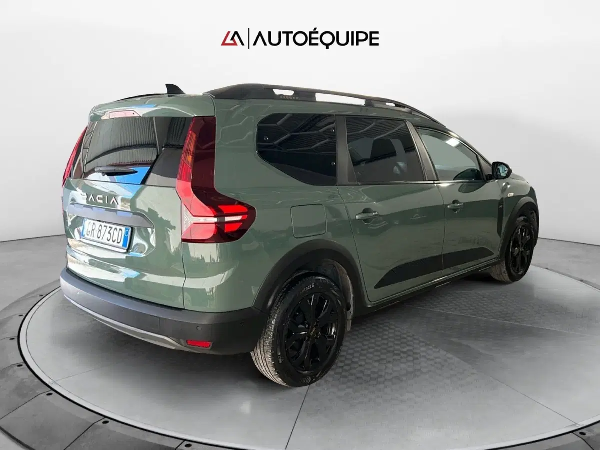 Dacia Jogger usata a Roma (5)
