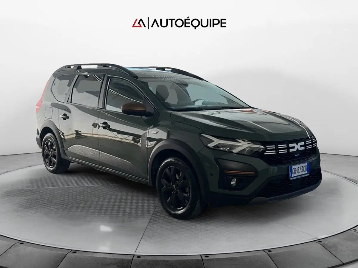 Dacia Jogger usata a Roma (7)