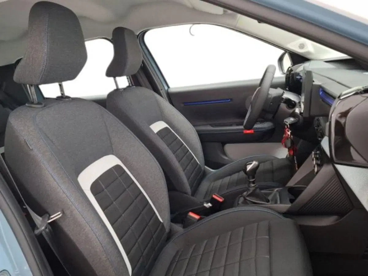 Citroen C3 Aircross nuova a Ancona (16)