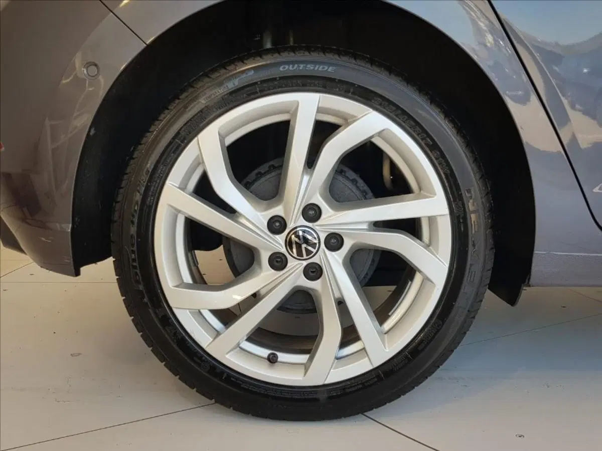 Volkswagen Polo usata a Lucca (9)