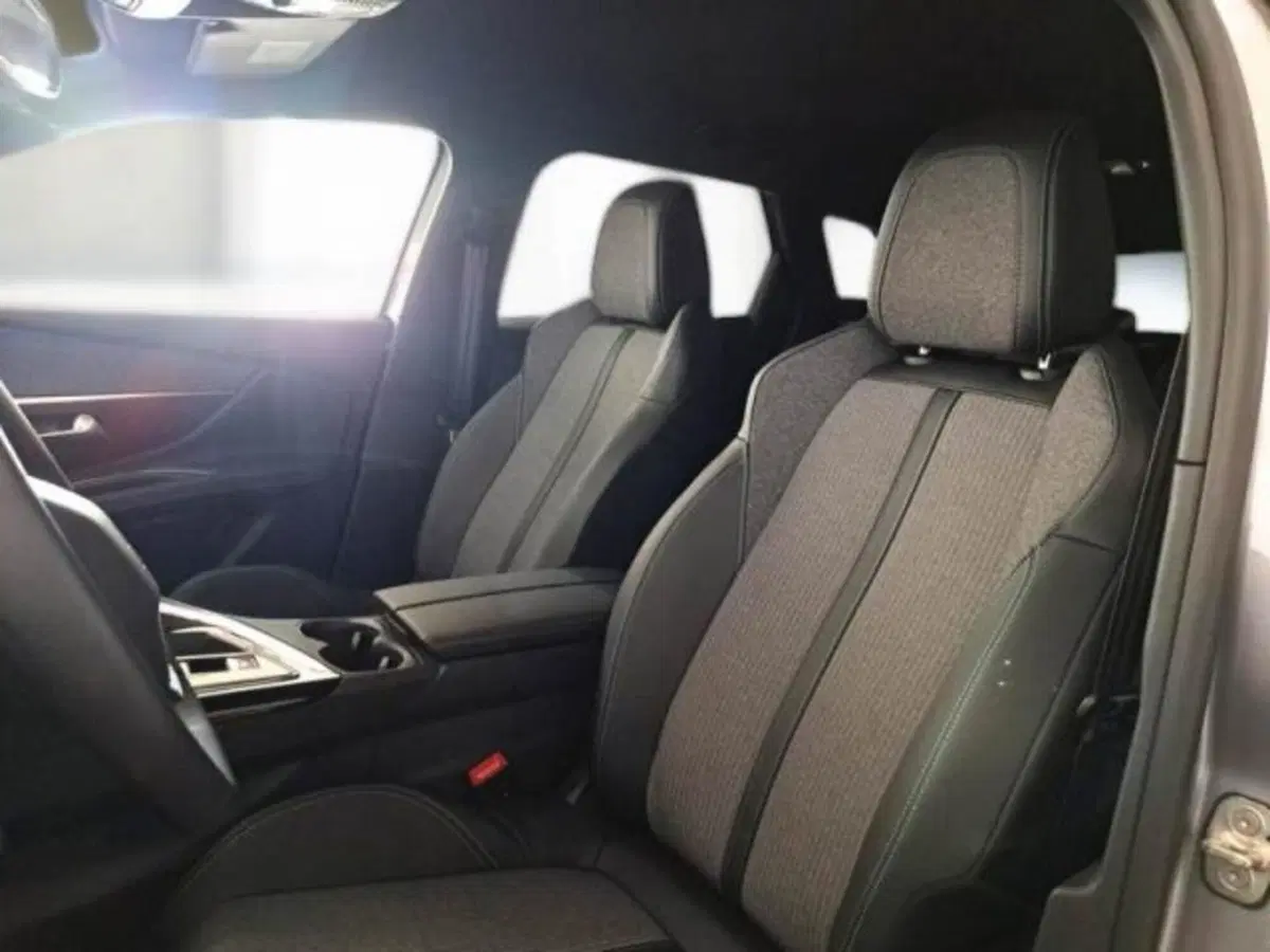Peugeot 3008 nuova a Catania (7)