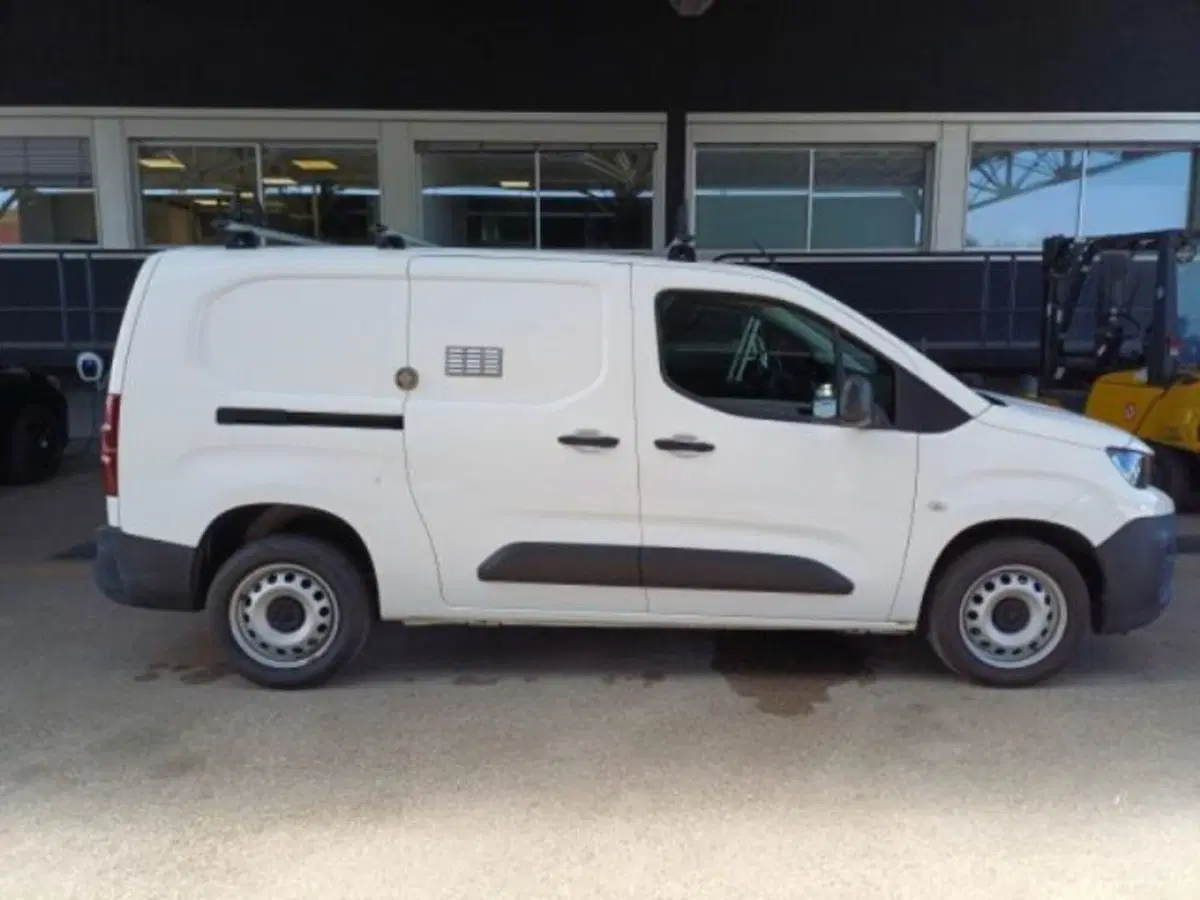 Peugeot Partner Furgone usata a Catania (2)