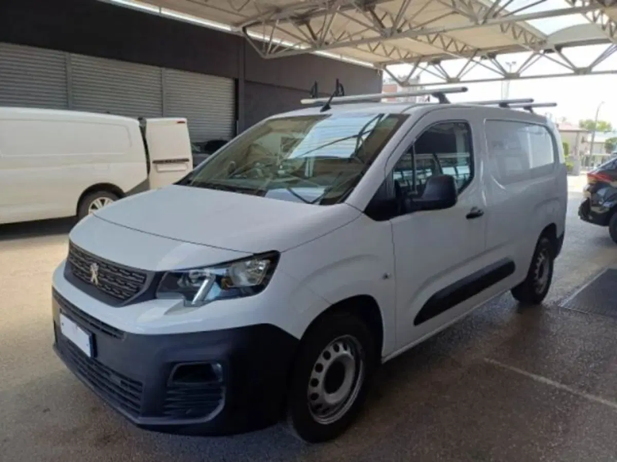 Peugeot Partner Furgone usata a Catania (3)