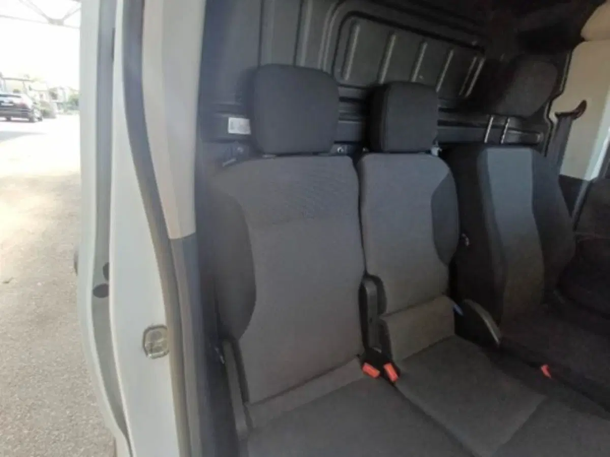 Peugeot Partner Furgone usata a Catania (7)