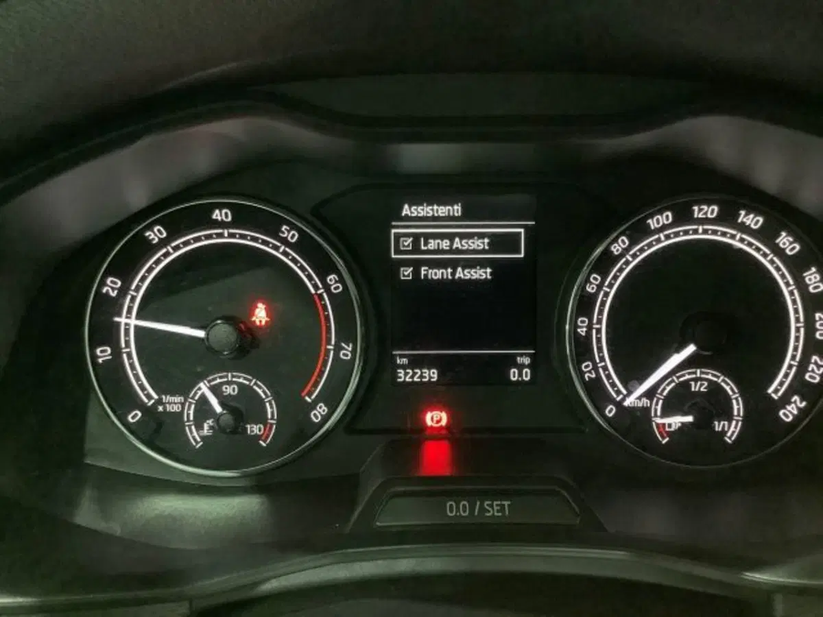 Skoda Kamiq usata a Catania (15)