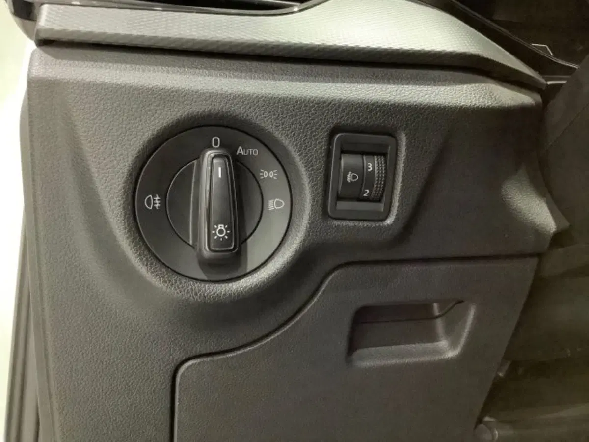 Skoda Kamiq usata a Catania (19)