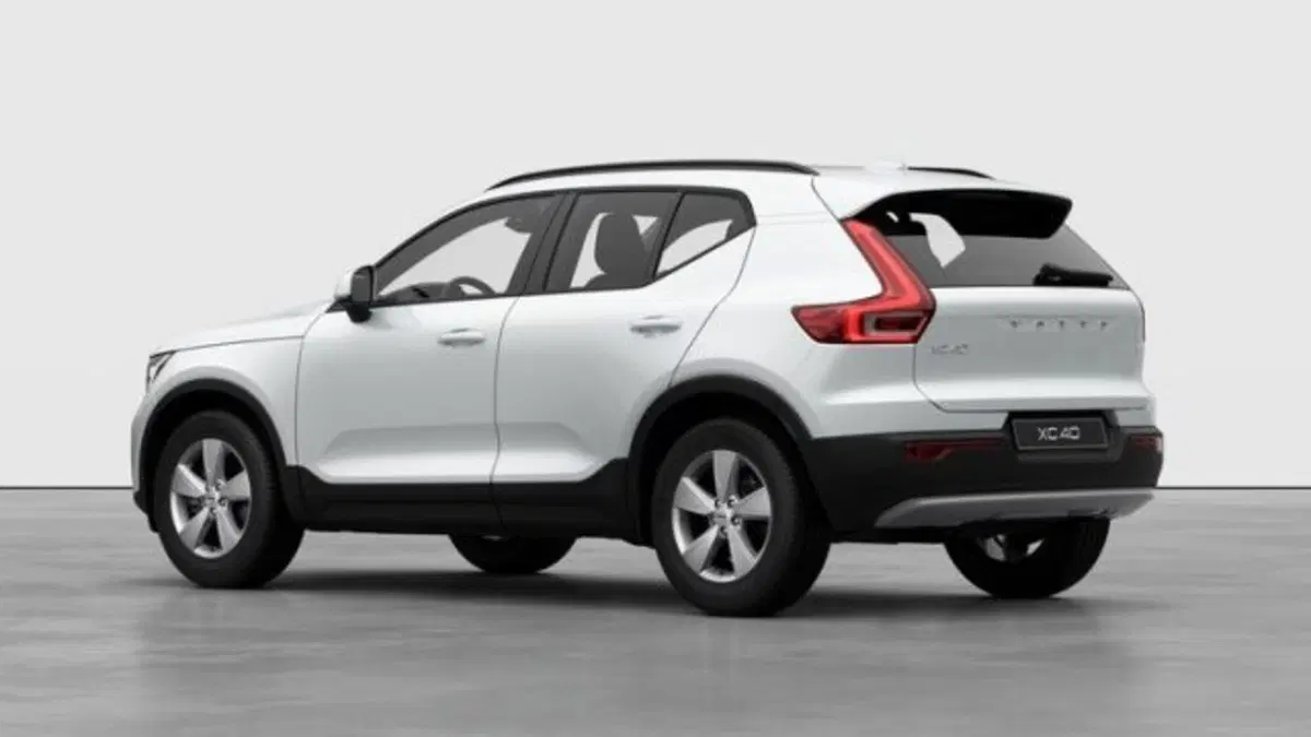 Volvo XC40 nuova a Treviso (8)