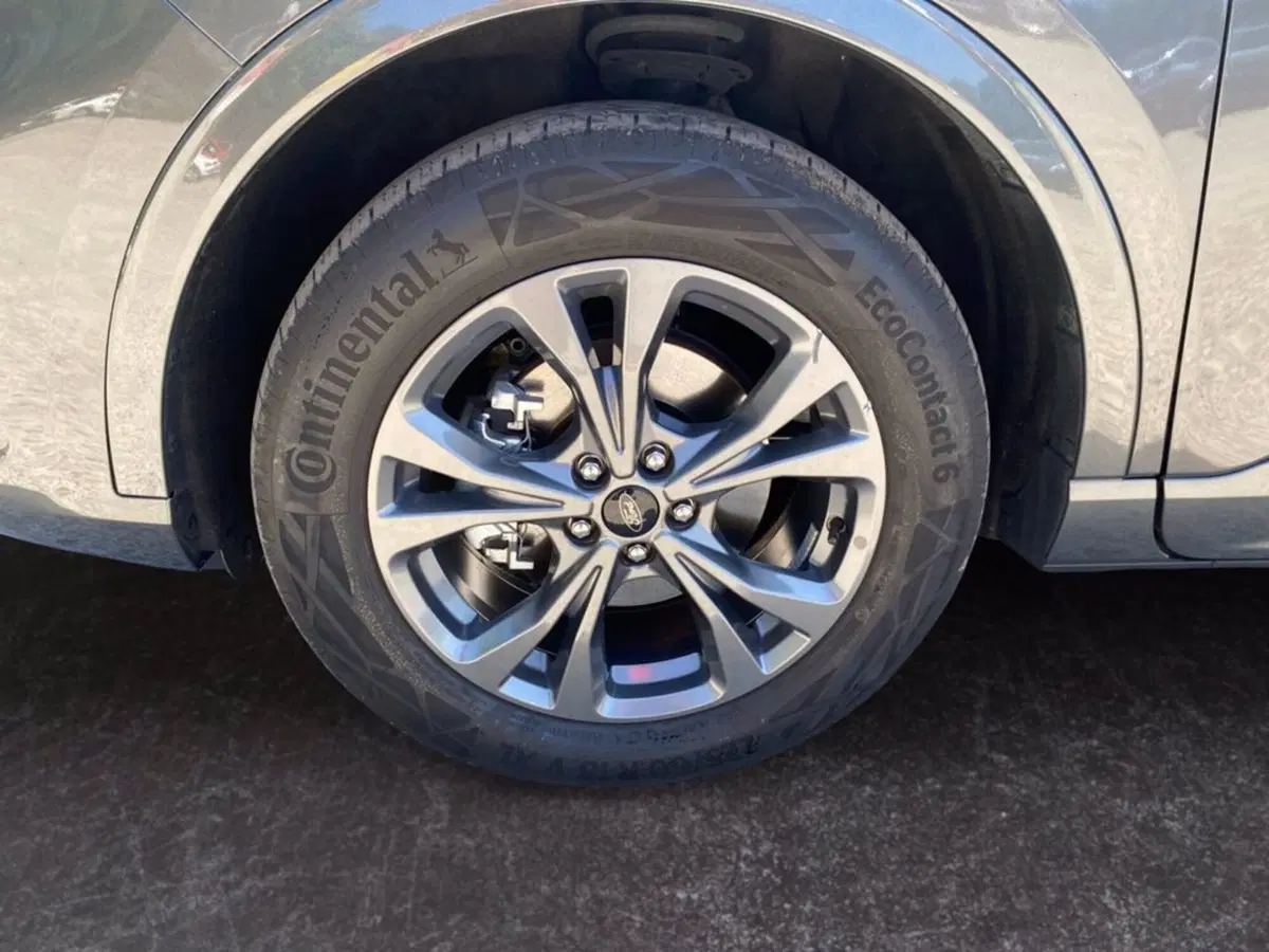 Ford Kuga usata a Milano (16)